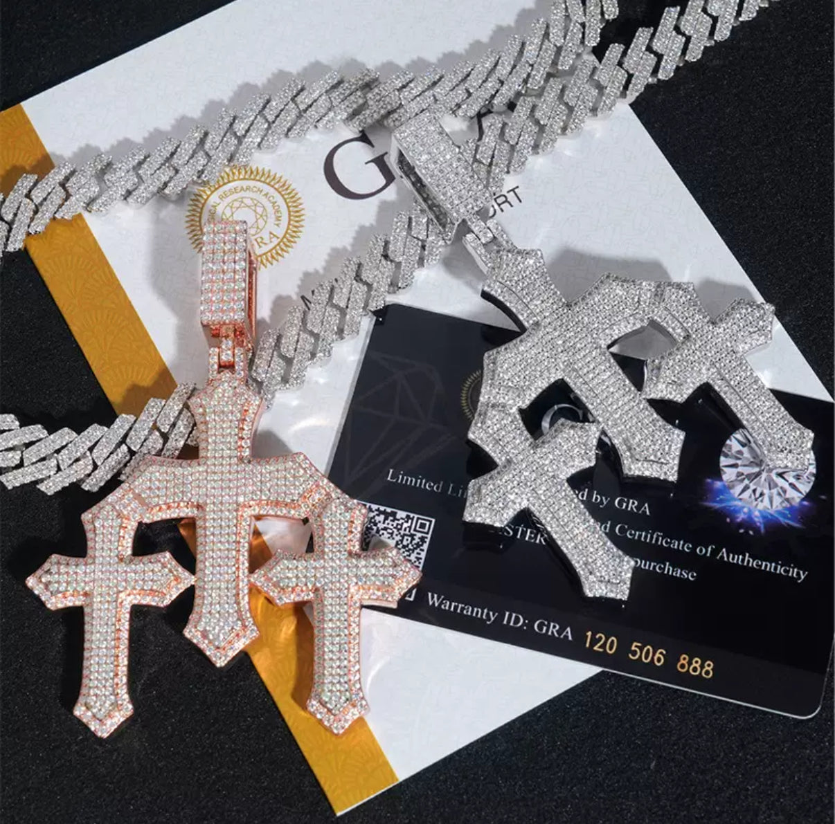 Iced Out Triple Cross Pendant【Moissanite】